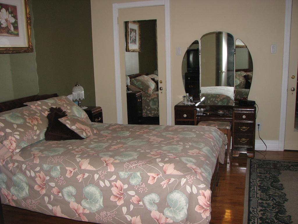 Magnolia B&B Granby Room photo