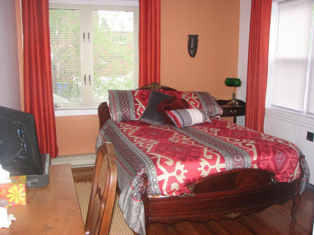 Magnolia B&B Granby Exterior photo